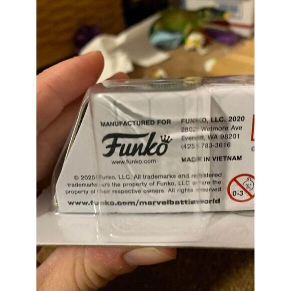 Funko Marvel Battleworld: Series 1 Travel Portal Gold Ultron Collectible Toy New - Picture 9 of 9